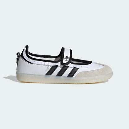 White / Black / Silver