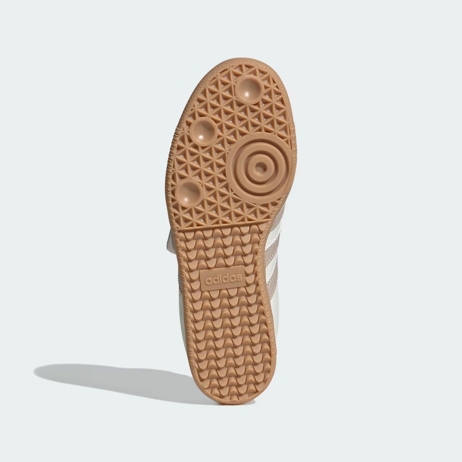 White / Taupe / Gum
