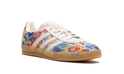 AD Gazelle Indoor Liberty London Floral Embroidery