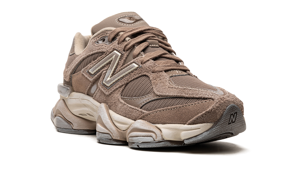 NB 9060 Mushroom Timberwolf