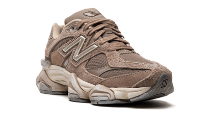 NB 9060 Mushroom Timberwolf