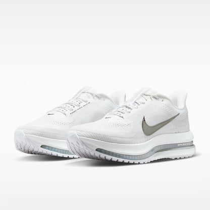 White/Metallic Silver