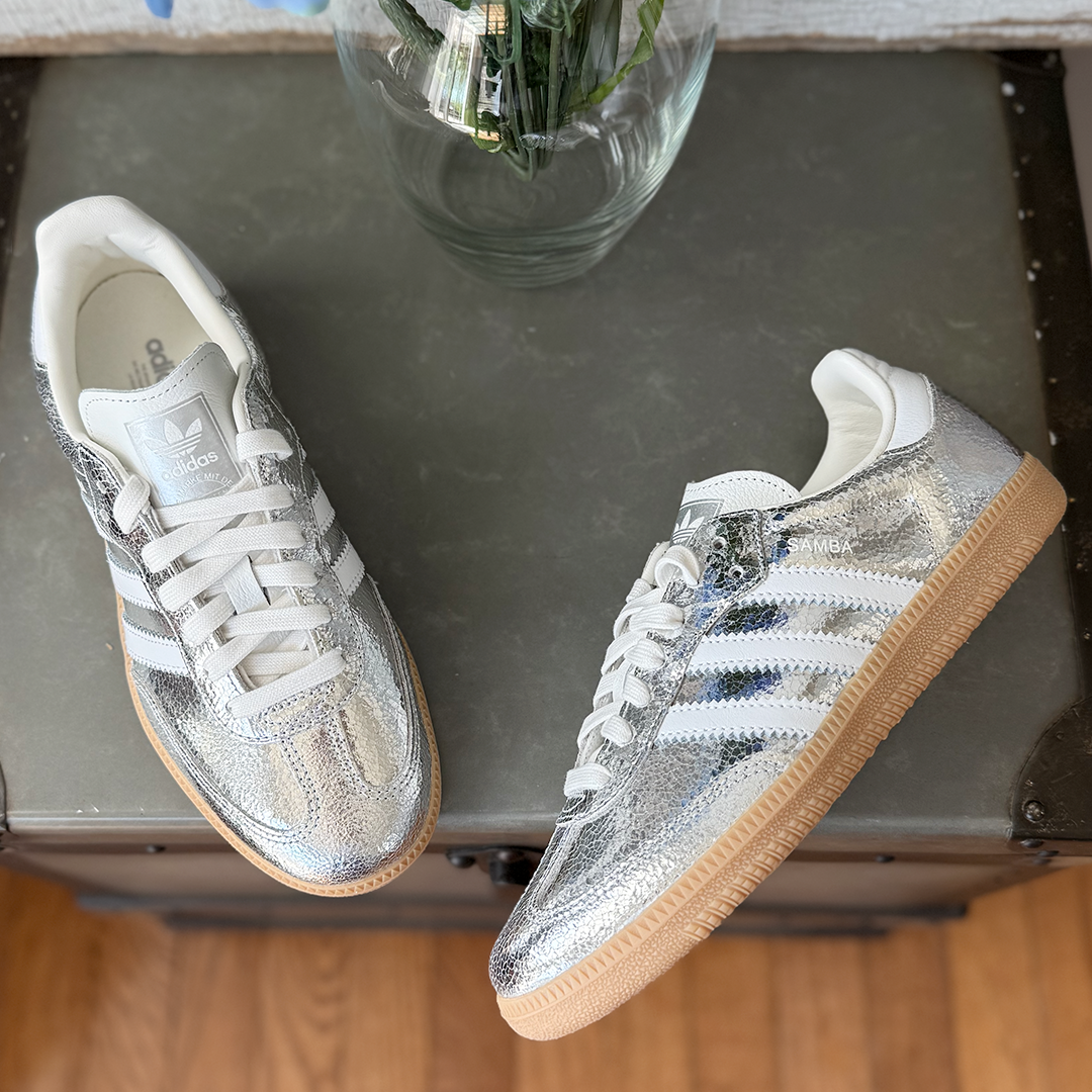 AD Samba OG Damen-Sneaker aus silberfarbenem Metallic-Leder mit Crackle-Optik