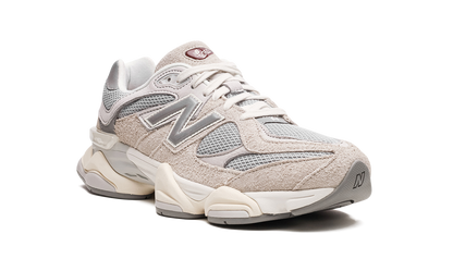 NB 9060 Timberwolf Grey