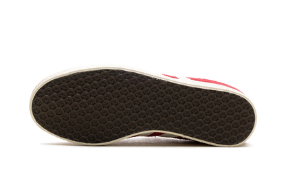 AD Gazelle Team Victory Rot Off-White Creme Weiß