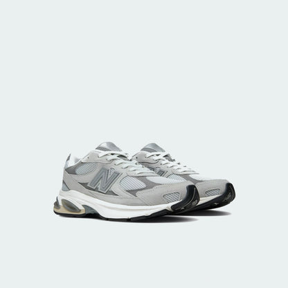 Light Grey / White