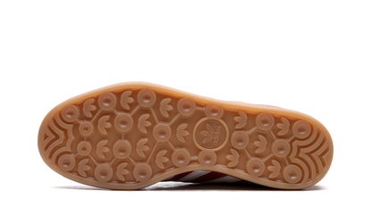 AD Gazelle Indoor Better Scarlet