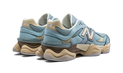 NB 9060 Blue Hazer