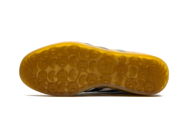 AD Gazelle Indoor Collegiate Green